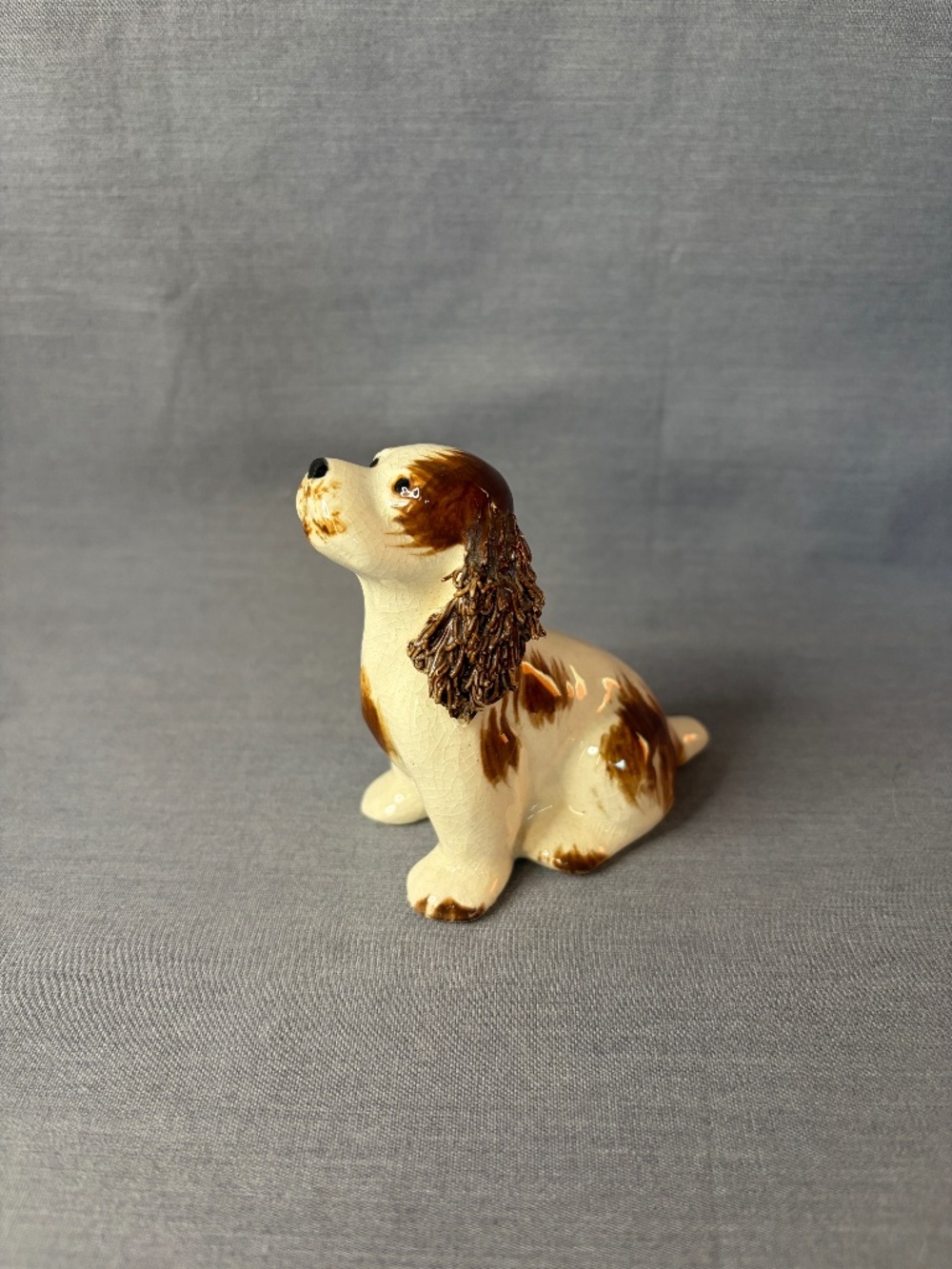 Cocker Spaniel Brown & White Spaghetti Ears Porcelain Dog Figurine Vintage 3”